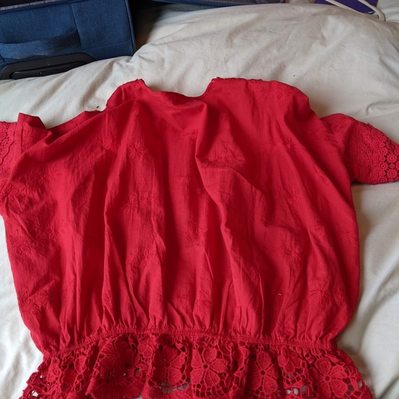 Red lace buffalo top - Picture 3 of 5